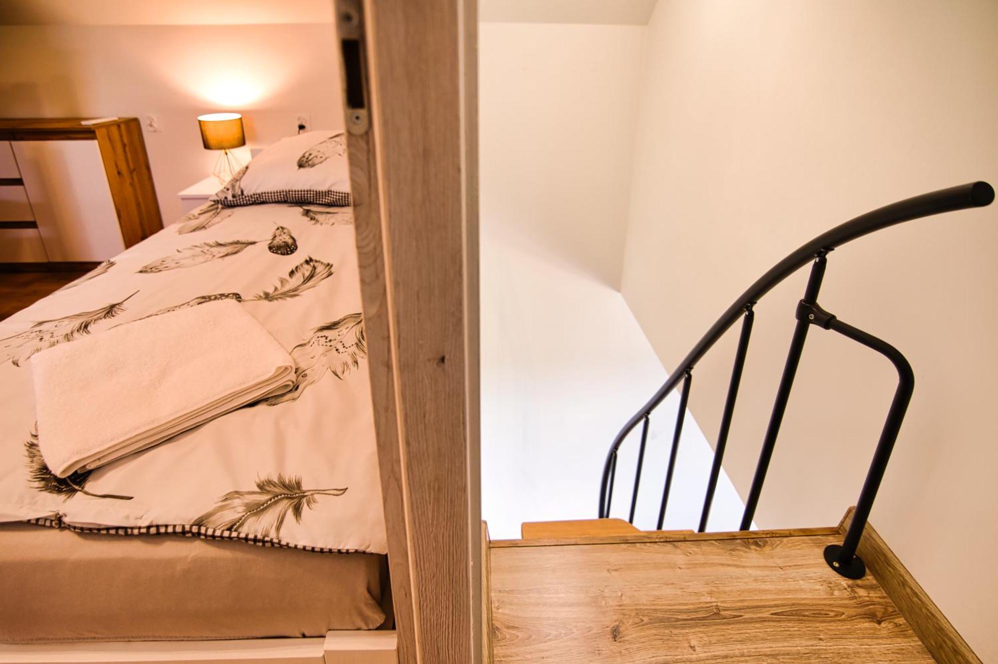 House Of Energy - Zator Przeciszow Apartman Kültér fotó